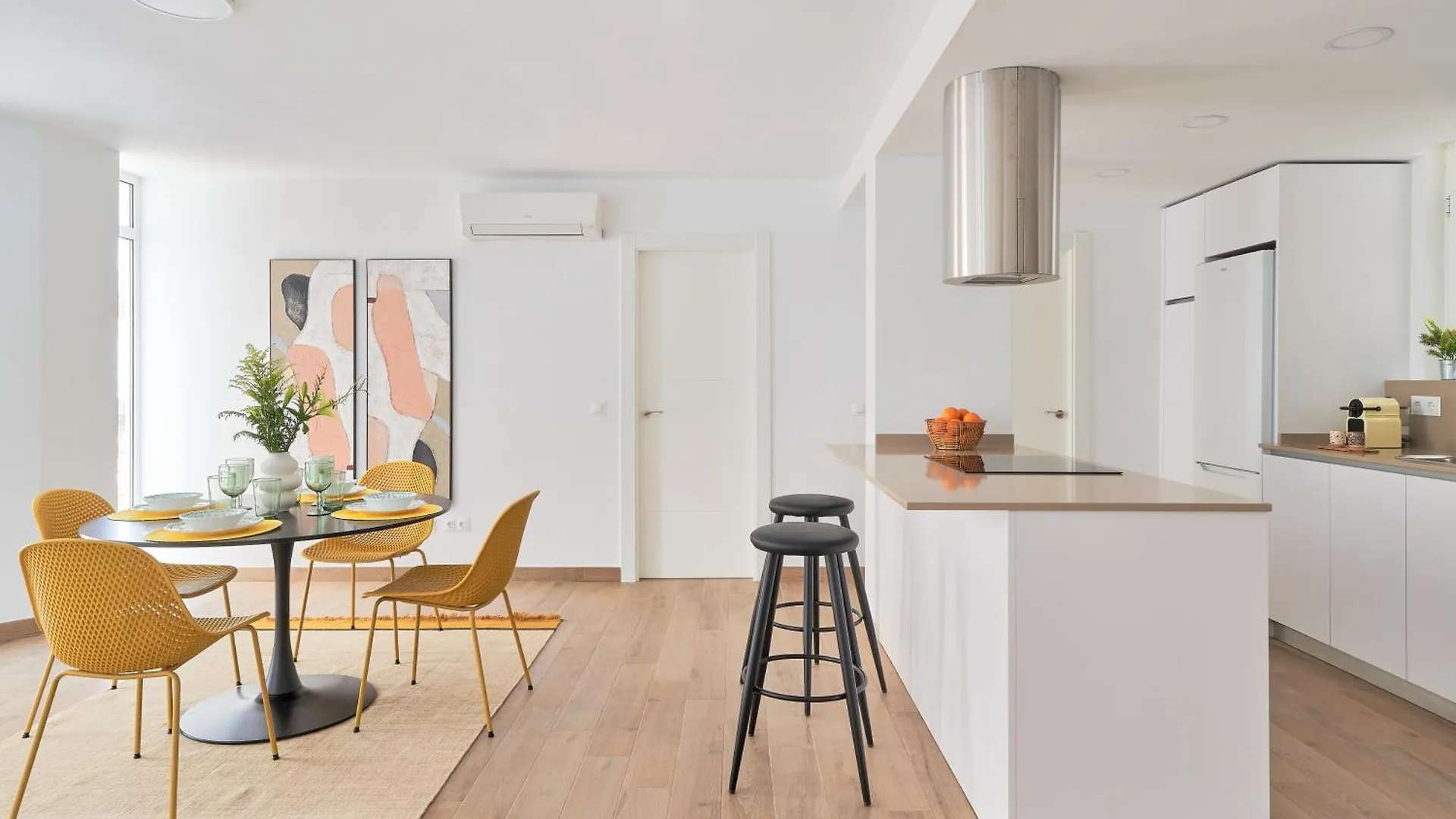 Apartamento En Primera Linea De Playa En La Malagueta Málaga